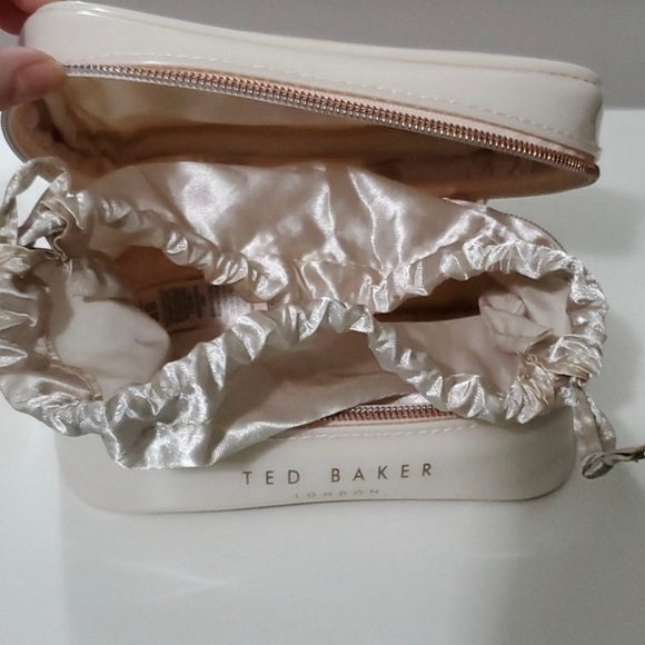 Ted Baker Jewelry Case - Picture 7 of 8